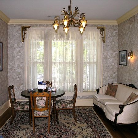 Magnolia Grove Bed And Breakfast Hernando Exterior photo