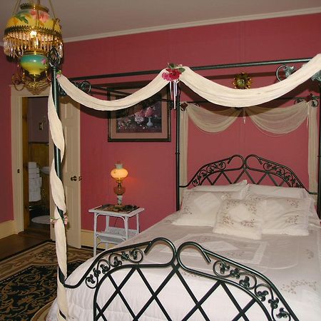 Magnolia Grove Bed And Breakfast Hernando Exterior photo